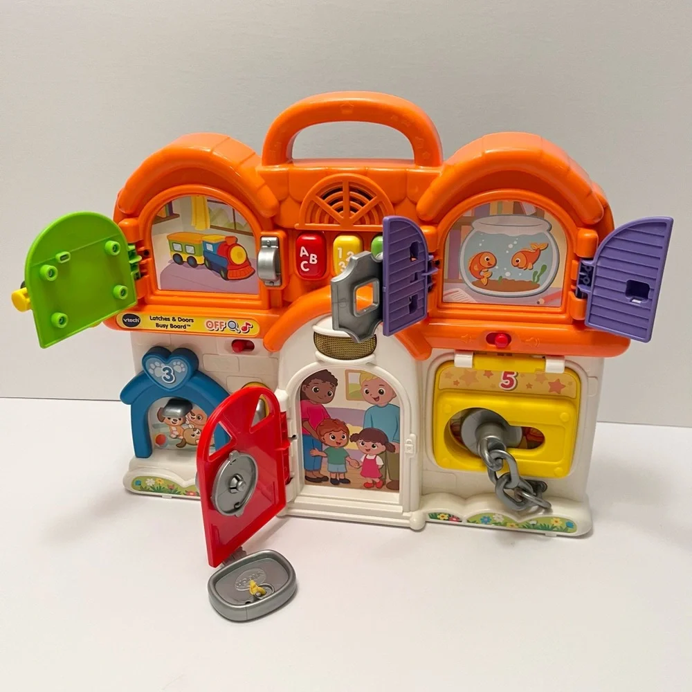 VTech Interactive Latches & Doors Busy Board Early Learning Development 12M+